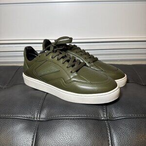 NWOT Thousand Fell Women’s Green Laced Court Sneakers Size 8